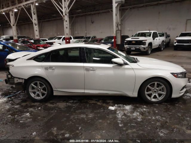 1HGCV2F93JA052350 Honda Accord Touring 2.0t