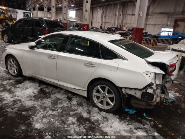 1HGCV2F93JA052350 Honda Accord Touring 2.0t