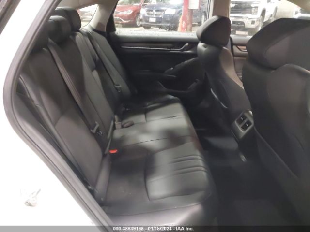1HGCV2F93JA052350 Honda Accord Touring 2.0t