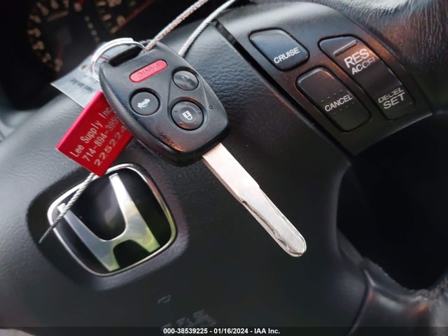 2003 HONDA ACCORD 2.4 EX VIN: JHMCM56603C024696
