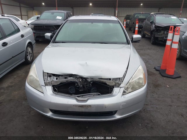 2003 HONDA ACCORD 2.4 EX VIN: JHMCM56603C024696