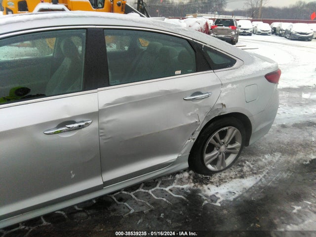2018 HYUNDAI SONATA LIMITED VIN: 5NPE34AF6JH677629