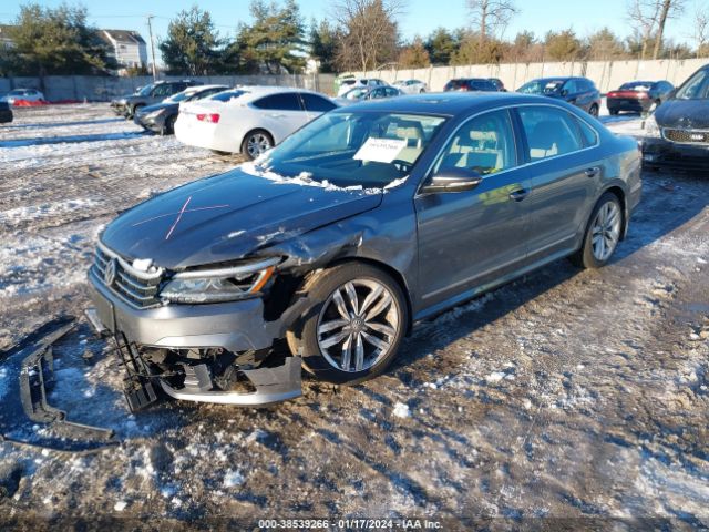 1VWGT7A36HC079995 Volkswagen Passat 1.8t Se