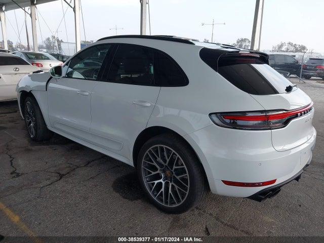 2020 PORSCHE MACAN WP1AF2A5XLLB60171 Photo 2