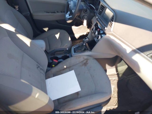 Hyundai ELANTRA SEL 2019 KMHD84LFXKU731186 Image 5