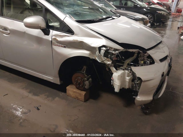 Toyota Prius 2015 JTDKN3DU4F1994406 Image 6