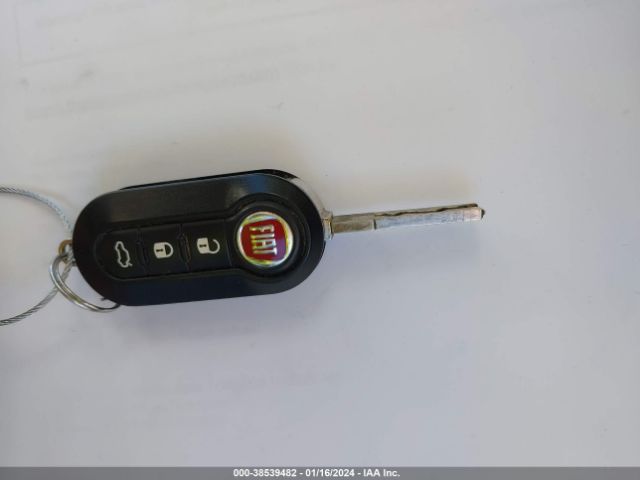 2018 FIAT 500C 3C3CFFLH5JT416912 Photo 10