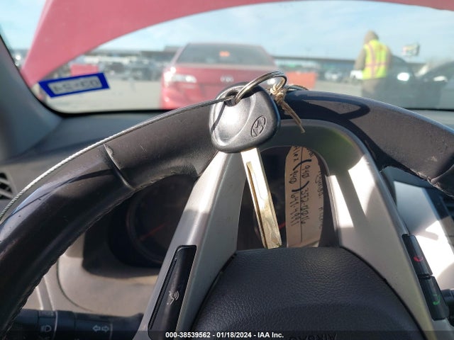 2013 HYUNDAI ACCENT SE VIN: KMHCU5AEXDU118995