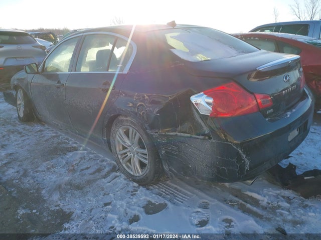 2015 INFINITI Q40 VIN: JN1CV6AR1FM524549