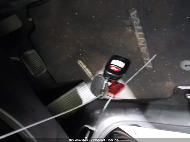 Hyundai ELANTRA SEL 2018 5NPD84LF3JH379100 Image 11