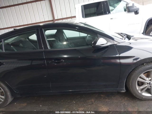 Hyundai ELANTRA SEL 2018 5NPD84LF3JH379100 Image 13