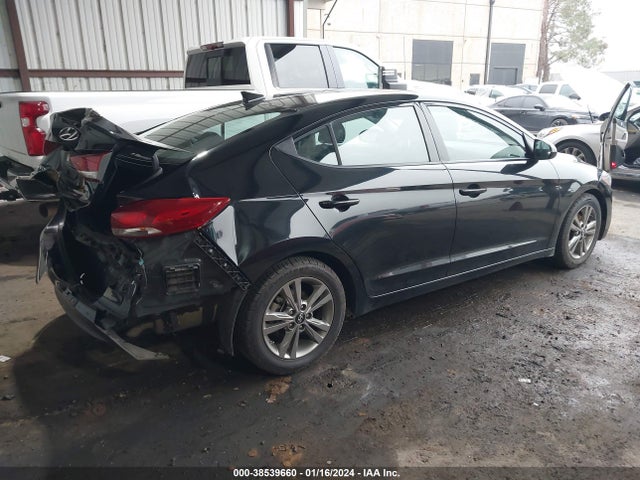 Hyundai ELANTRA SEL 2018 5NPD84LF3JH379100 Image 4
