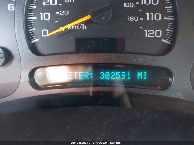 2005 CHEVROLET SILVERADO 1500 LS VIN: 2GCEC19VX51340480