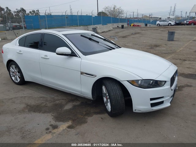 2017 JAGUAR XE SAJAD4BNXHA976254 Photo 0