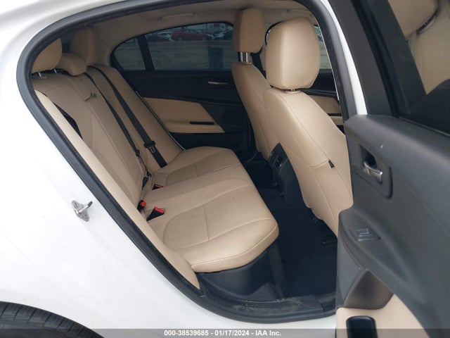 2017 JAGUAR XE SAJAD4BNXHA976254 Photo 7