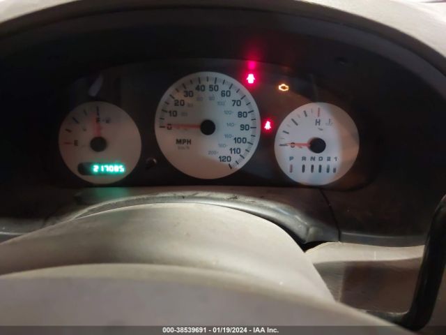 2001 CHRYSLER VOYAGER 1C4GJ25B81B186457 Photo 6