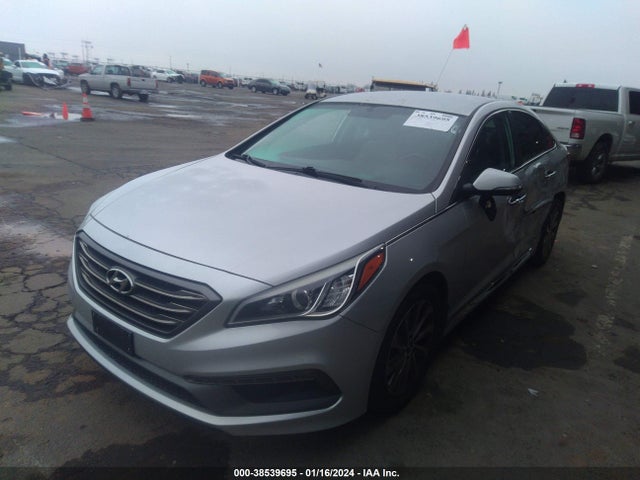 Hyundai Sonata Sport 2015 5NPE34AF6FH200299 Image 2