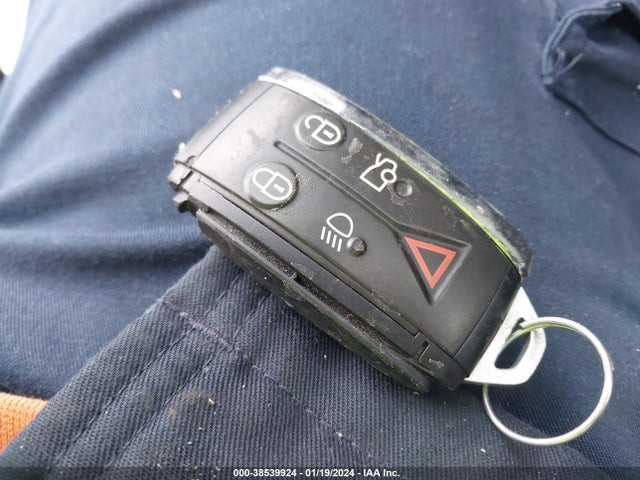 2009 JAGUAR XF SAJWA06B29HR41465 Photo 10