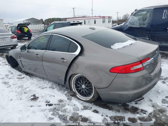2009 JAGUAR XF SAJWA06B29HR41465 Photo 2