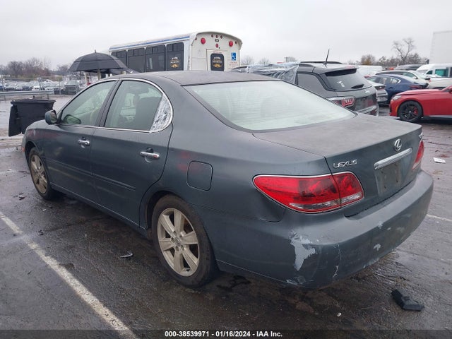 2005 LEXUS ES 330 VIN: JTHBA30G255118211