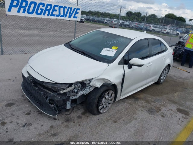 Toyota COROLLA LE 2021 JTDEPMAE7MJ175459 Image 2