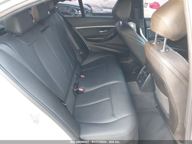 WBA8B3G53GNT62768 BMW 340i