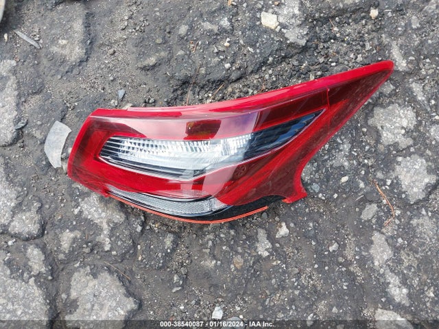 Nissan Altima 2.5 S 2018 1N4AL3AP6JC152170 Image 12