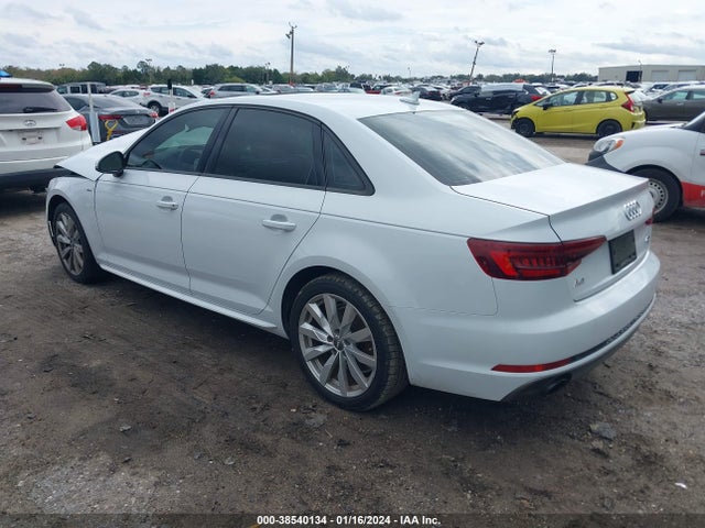 WAUKMAF42JA045575 Audi A4 2.0t Tech Ultra Premium/2.0t Ultra Premium