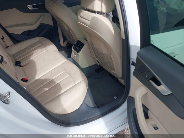 WAUKMAF42JA045575 Audi A4 2.0t Tech Ultra Premium/2.0t Ultra Premium