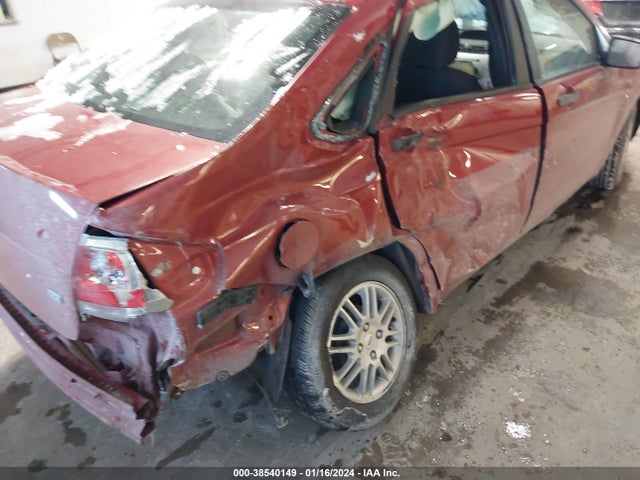 2010 FORD FOCUS SE VIN: 1FAHP3FN0AW218933