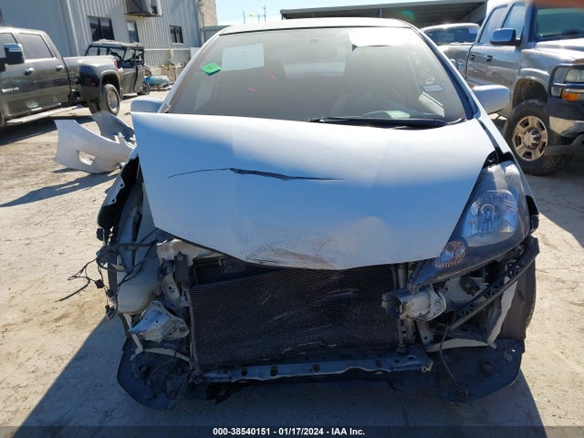 2010 HONDA FIT SPORT VIN: JHMGE8H42AC023901