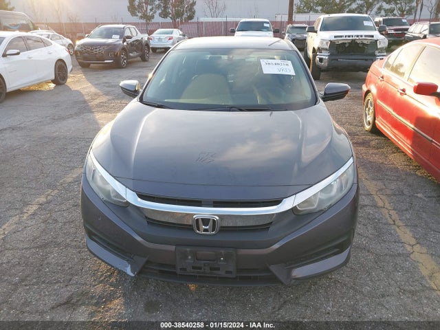 Honda Civic Lx 2018 2HGFC2F59JH501810 Image 12