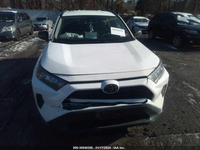 Toyota RAV4 LE 2019 2T3F1RFV8KC004702 Image 12