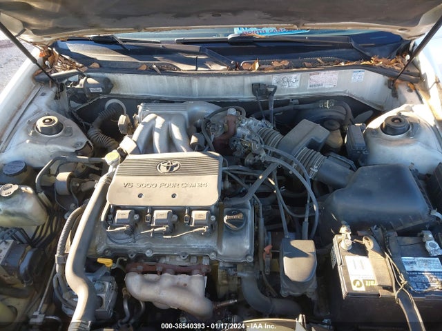 1998 TOYOTA AVALON XL VIN: 4T1BF18B9WU213738