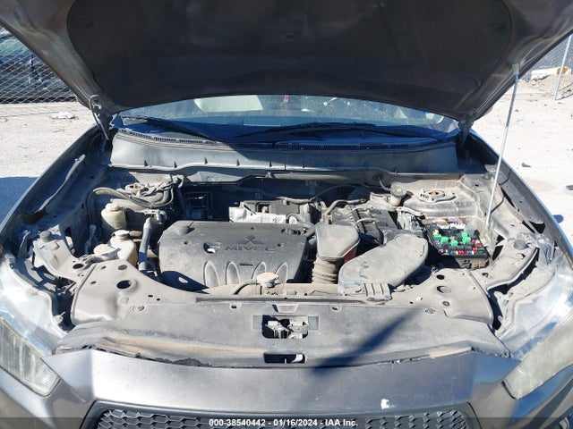 2012 MITSUBISHI OUTLANDER SE VIN: JA4AS3AW7CU013130
