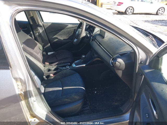 2016 SCION IA VIN: 3MYDLBZV8GY102165