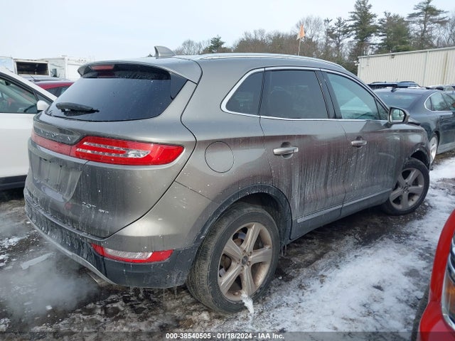 5LMCJ1D95HUL20243 Lincoln Mkc Premiere