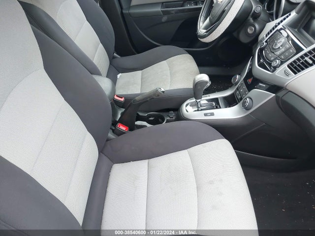 Chevrolet Cruze Ls Auto 2014 1G1PA5SG6E7182393 Image 5