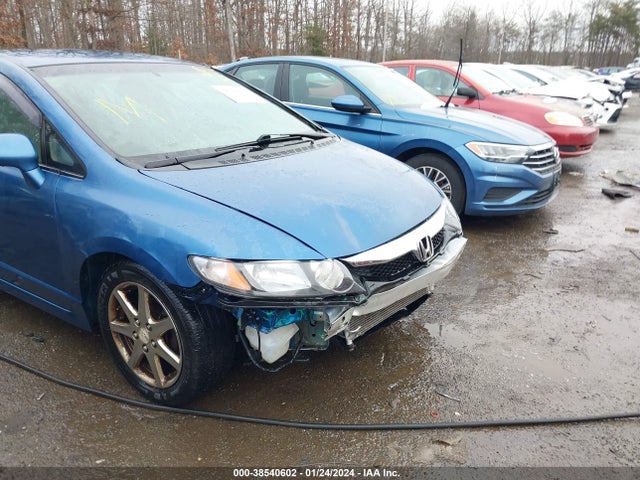 2010 HONDA CIVIC LX VIN: 2HGFA1F52AH323335