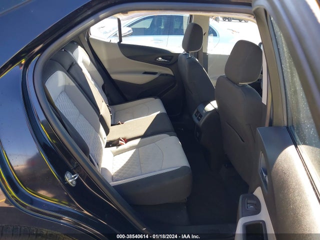 Chevrolet EQUINOX LS 2018 2GNAXHEV3J6230067 Image 8