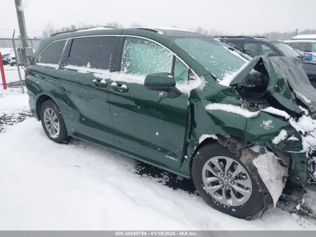 5TDKRKECXMS063414 Toyota SIENNA LE
