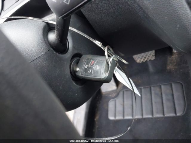 3VV1B7AX3JM077237 Volkswagen Tiguan 2.0t S