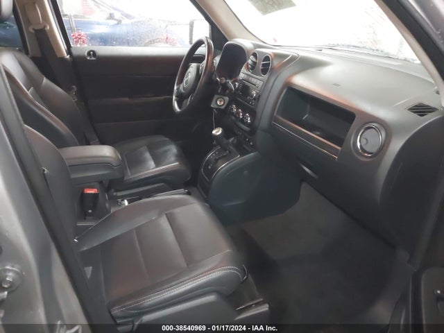 2015 JEEP PATRIOT LATITUDE VIN: 1C4NJRFBXFD427185