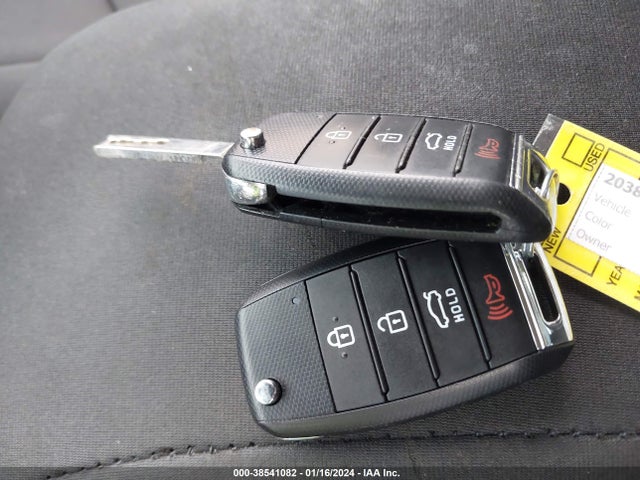 KIA Optima Lx 2016 5XXGT4L31GG076838 Image 11