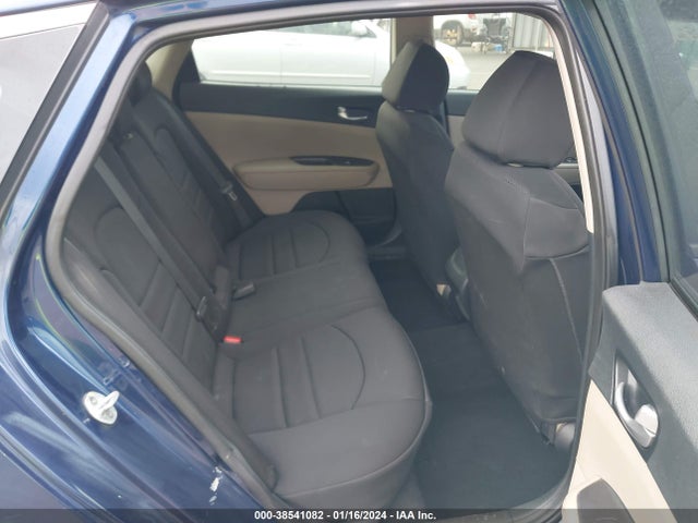 KIA Optima Lx 2016 5XXGT4L31GG076838 Image 8