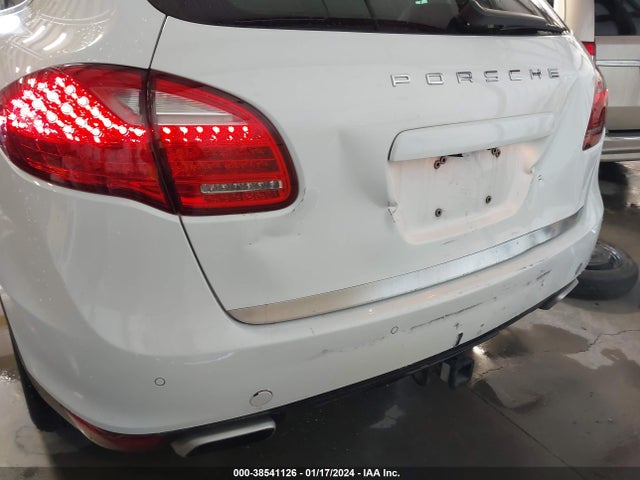2014 PORSCHE CAYENNE WP1AA2A2XELA00623 Photo 5