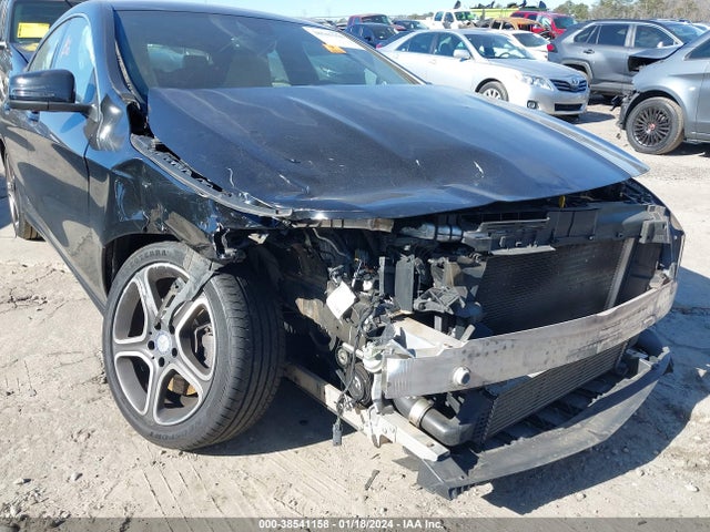 WDDSJ4EB6EN040333 Mercedes-Benz CLA 250