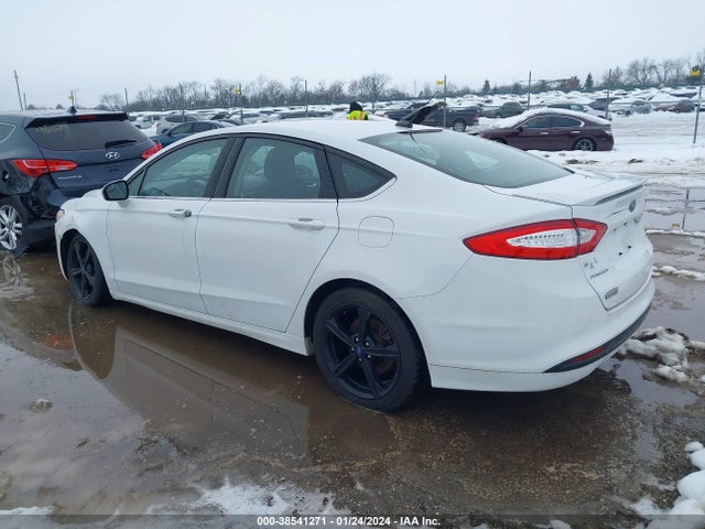 3FA6P0H70GR104107 Ford FUSION SE