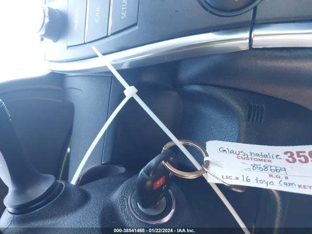 2016 TOYOTA CAMRY SE VIN: 4T1BF1FK3GU566352