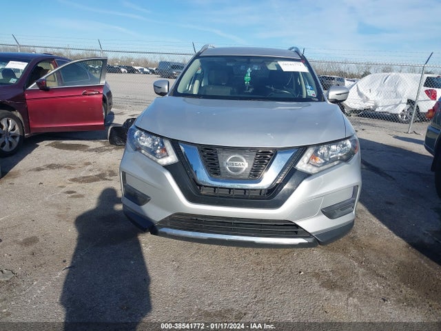 Nissan ROGUE S 2017 JN8AT2MT4HW401611 Image 12